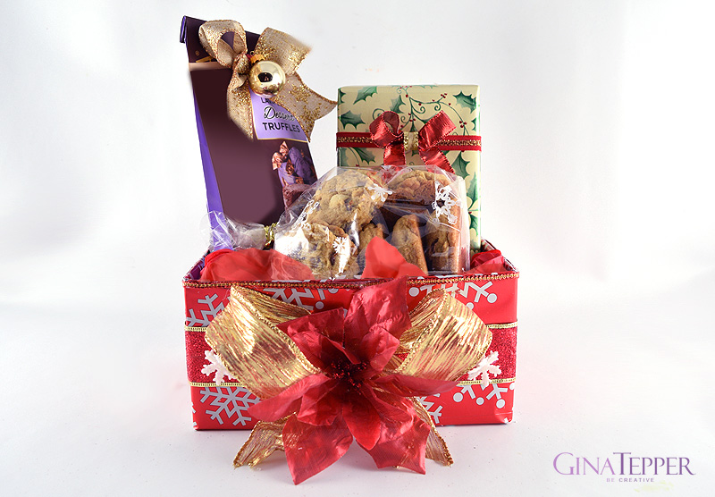 Easy and Beautiful DIY Christmas Gift Baskets (Using Household Items)